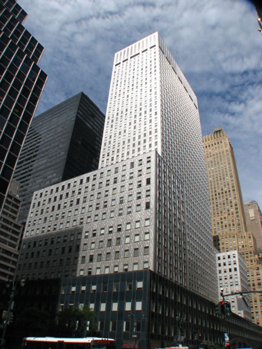 mobil building.JPG